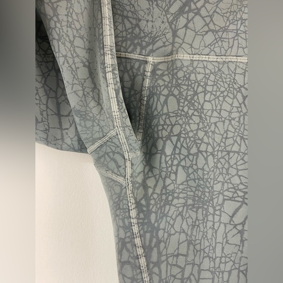 Lululemon Wunder Train High-Rise Crop 23” - Picture 5 of 8